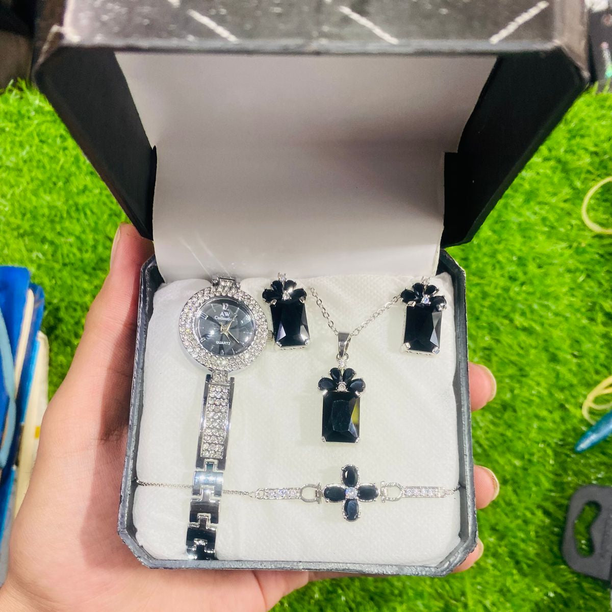 Ladies Jewellery Watch Premium